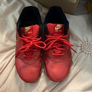 Red nike air max